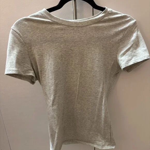 Essential Tuckable Baby Tee - Picture 3 of 5